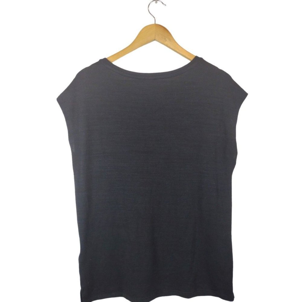 Womens Gap Short Sleeve Sz Small Black Embroidery Around Neck Line - Picture 2 of 6